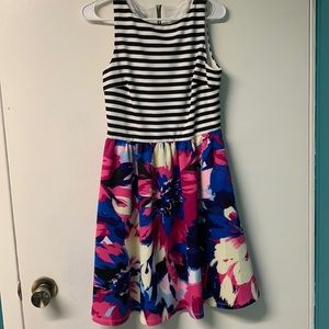 London Times knee length dress